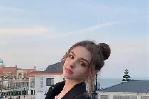顶流喜剧人陷桃色漩涡？沈腾林允“恋爱铁证”惊动半个娱乐圈