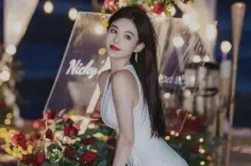 抖音热门吃瓜——最新热点话题与短视频精选综合门户站